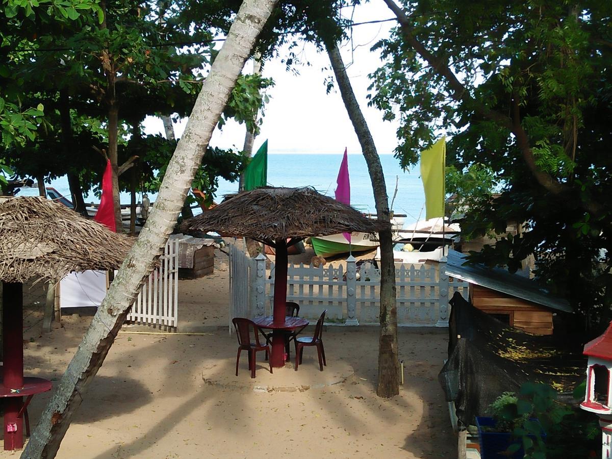 Parei Beach Inn Тангалла Экстерьер фото